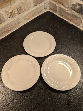 Tabletops Unlimited Fruit De Blanc Salad Plates Set 3 White Vintage 1995